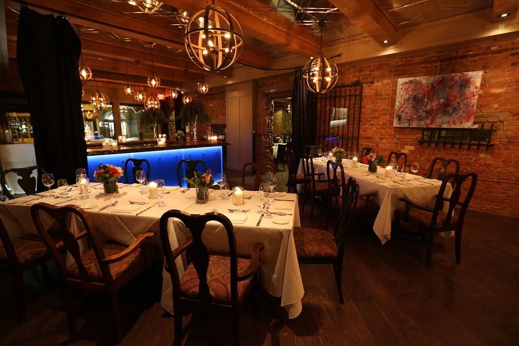 Seasons | restaurant | 134 Lakeshore Rd E, Oakville, ON L6J 1H4, Canada | 9058440676 OR +1 905-844-0676