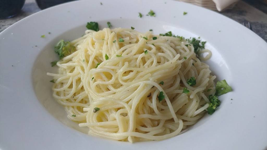 Angelos Nido Italia Restaurant | restaurant | 12020 Mayfield Rd, Cleveland, OH 44106, USA | 2164210221 OR +1 216-421-0221