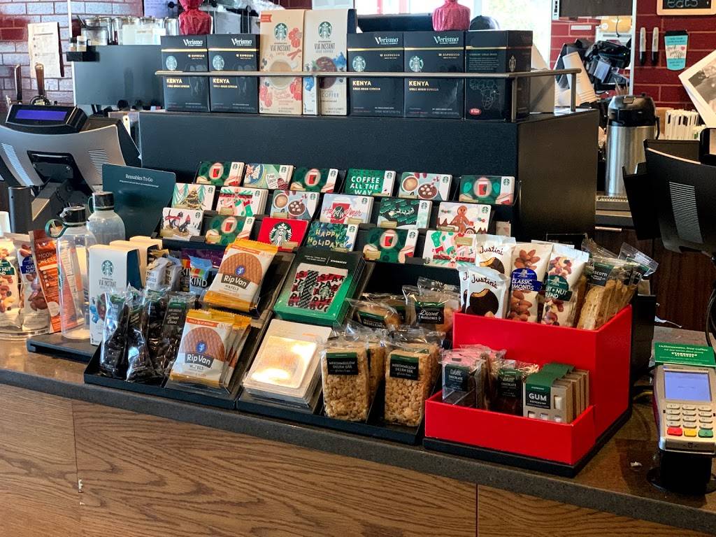 Starbucks | cafe | 9011 Daniels Pkwy #101, Fort Myers, FL 33912, USA | 2392256738 OR +1 239-225-6738