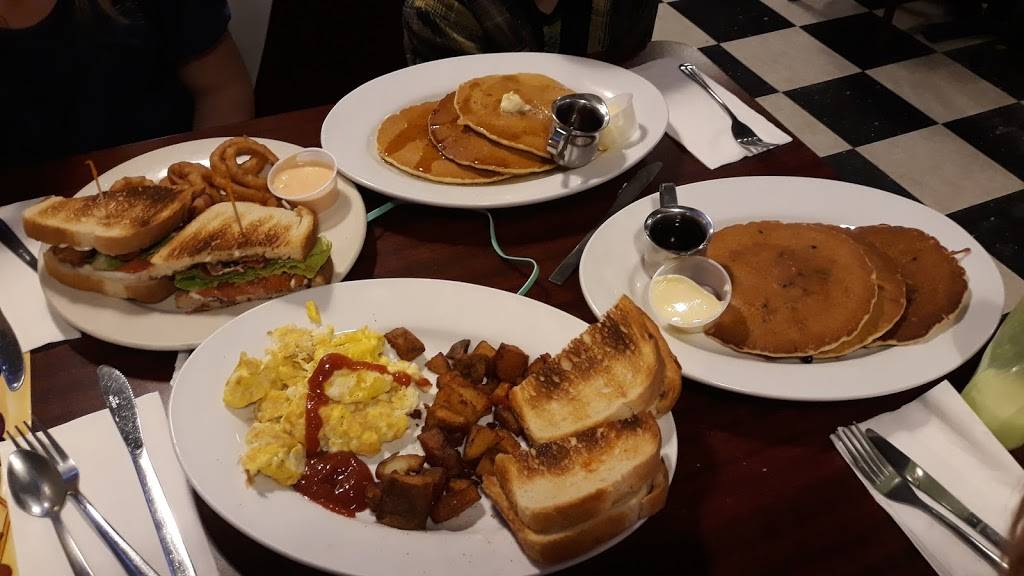 The Guilty Plate Diner | restaurant | 164 Porters Point Rd, Colchester, VT 05446, USA | 8023992011 OR +1 802-399-2011