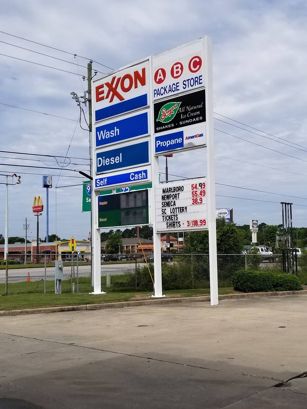 Exxon | restaurant | 1901 W Lucas St, Florence, SC 29501, USA | 8436692464 OR +1 843-669-2464