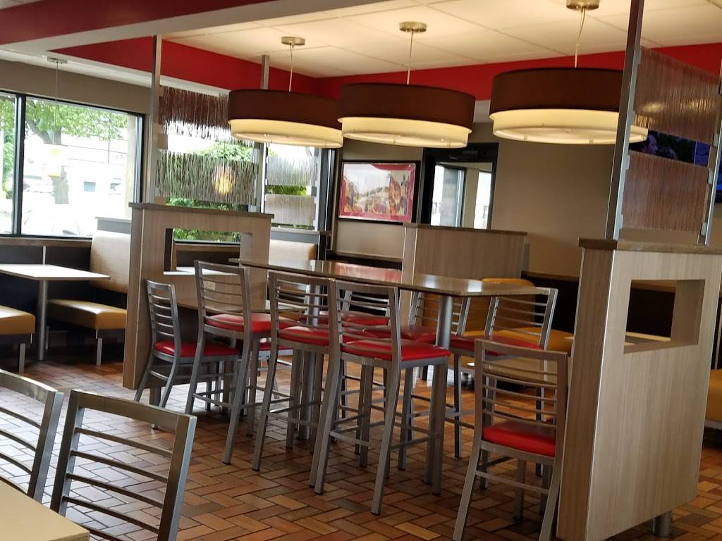 Burger King | restaurant | 530 W McKinley Ave, Mishawaka, IN 46545, USA | 5742596344 OR +1 574-259-6344