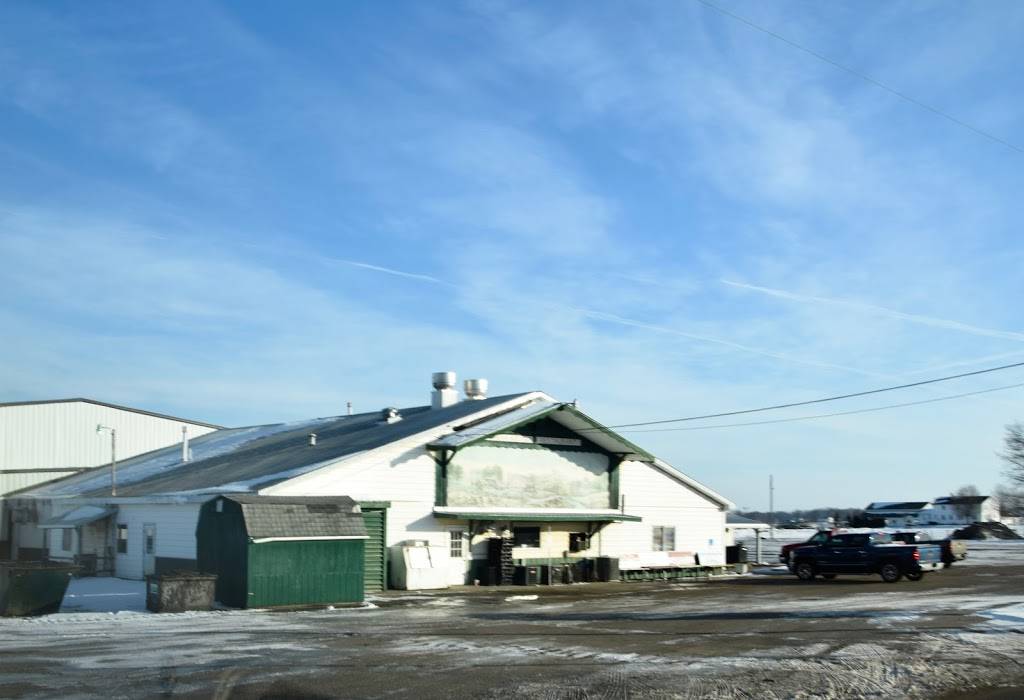 Topeka Auction Restaurant | restaurant | 601 E Lake St, Topeka, IN 46571, USA | 2605932197 OR +1 260-593-2197