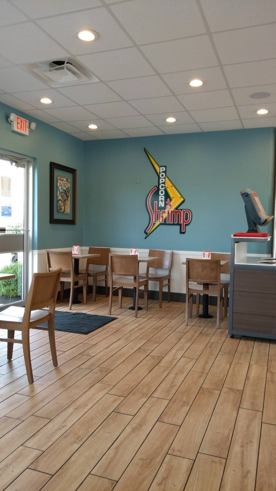 Long John Silvers | restaurant | 2480 N Fairfield Rd, Dayton, OH 45431, USA | 9374294041 OR +1 937-429-4041