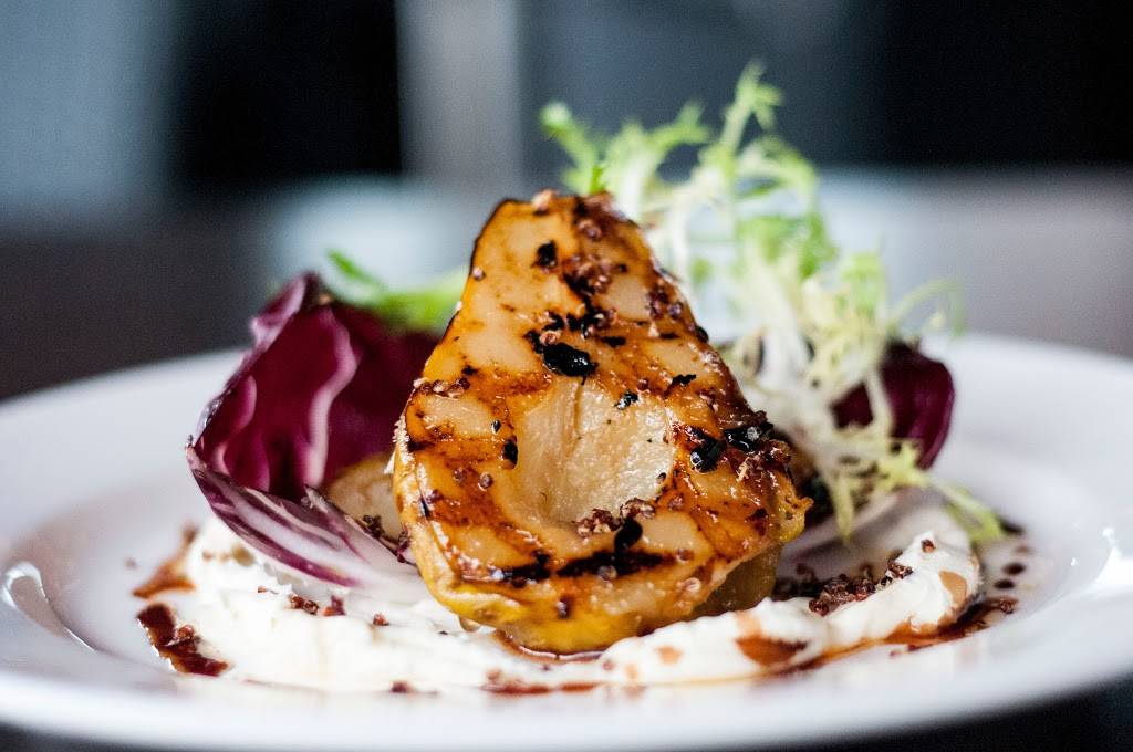 TRIO Grill | restaurant | 8100 Lee Hwy, Falls Church, VA 22042, USA | 7039929200 OR +1 703-992-9200