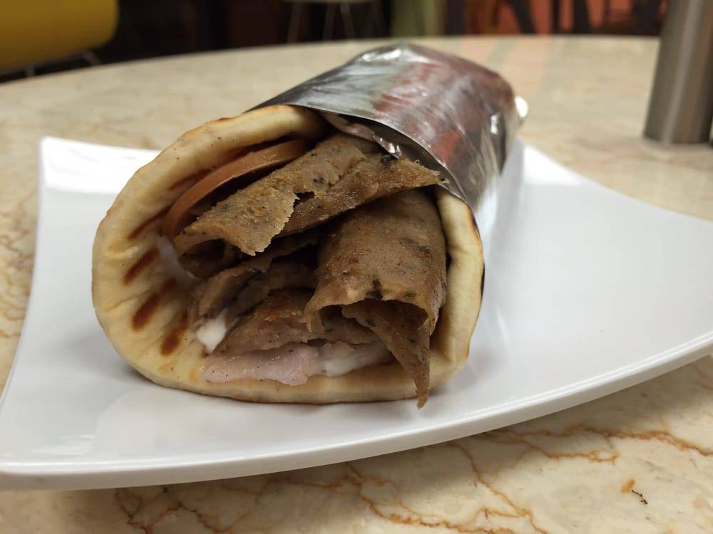 Gyros To Go | restaurant | 710 E Sublett Rd #101, Arlington, TX 76018, USA | 8174192878 OR +1 817-419-2878