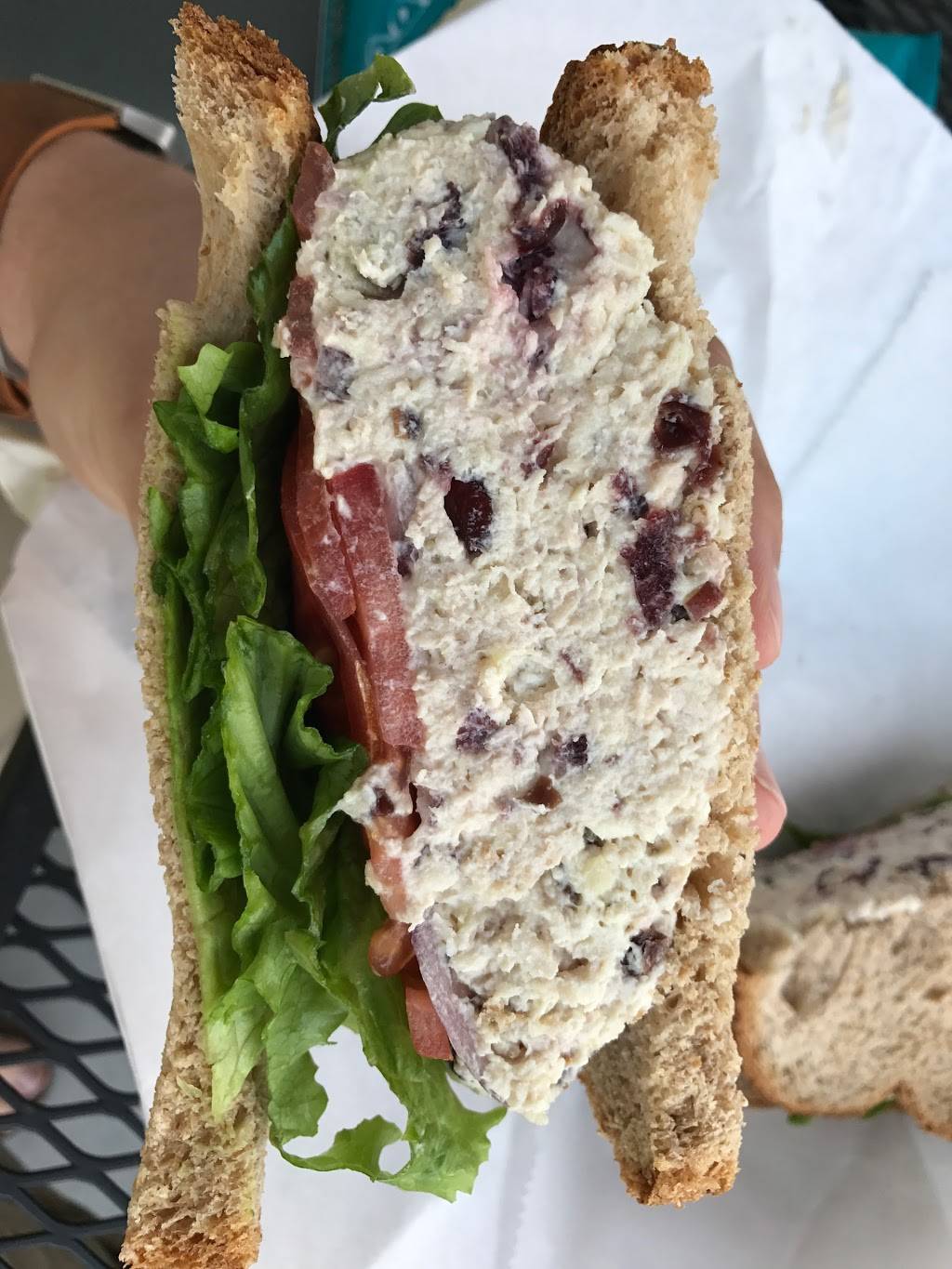 Bernies Gourmet to Go | meal takeaway | 1875 County Rd 419, Oviedo, FL 32765, USA | 4079770010 OR +1 407-977-0010