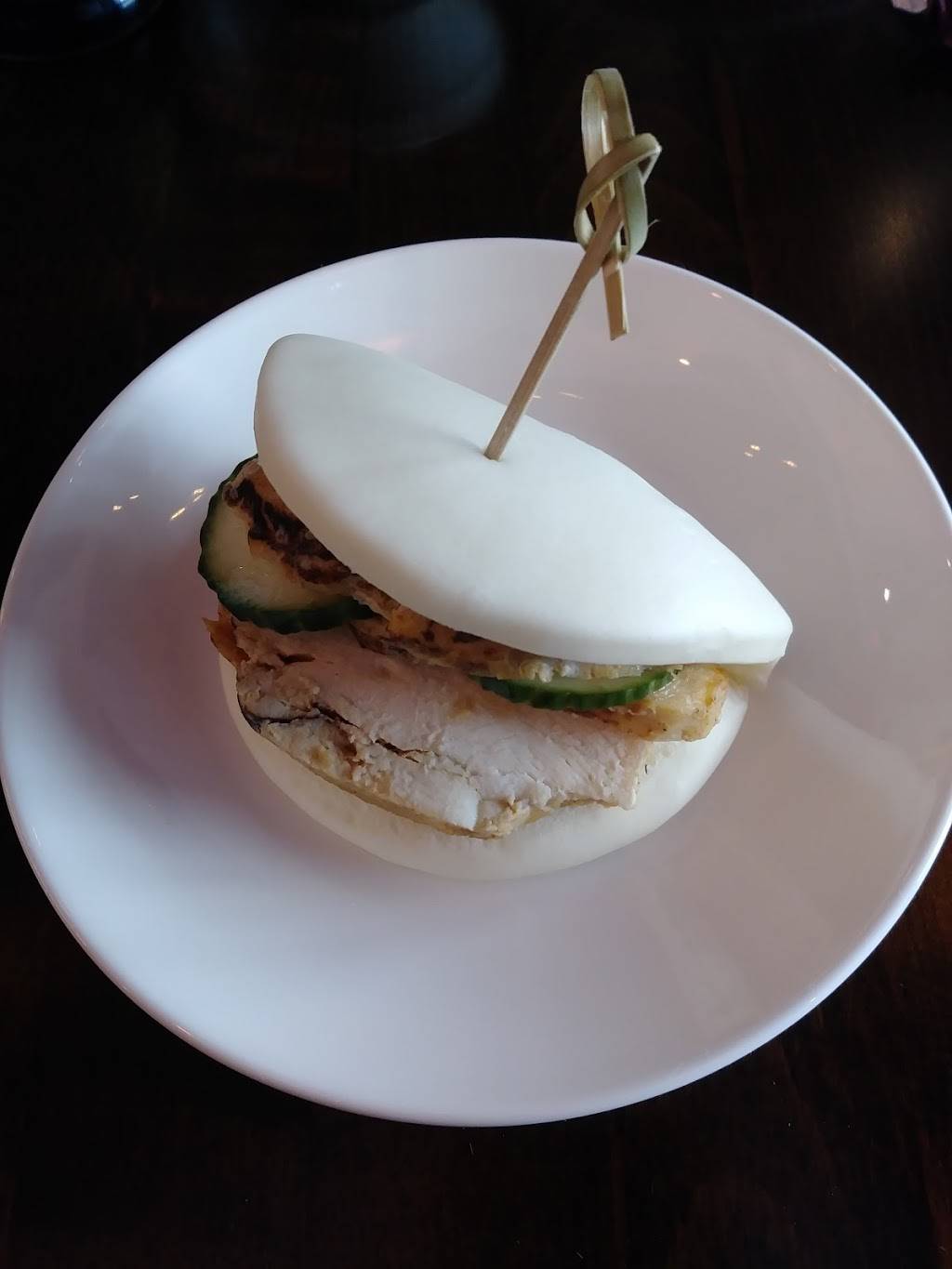 Mola | restaurant | 6018 Penn Ave, Pittsburgh, PA 15206, USA | 4123656688 OR +1 412-365-6688