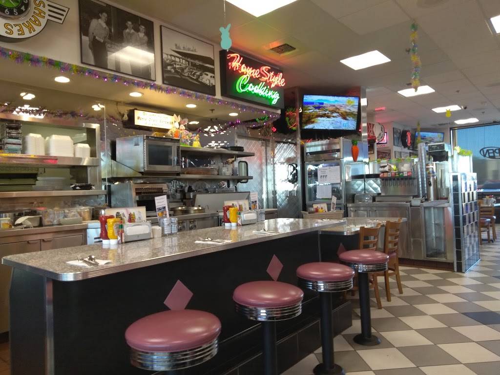 The Original Mels Diner | restaurant | 2986 Grant Line Rd, Tracy, CA 95304, USA | 2098366071 OR +1 209-836-6071