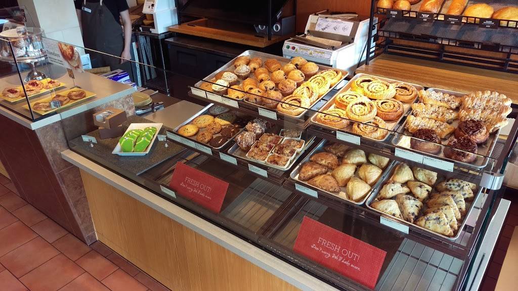 Panera Bread | cafe | 136 Maple Ave W Unit B, Vienna, VA 22180, USA | 7032423913 OR +1 703-242-3913