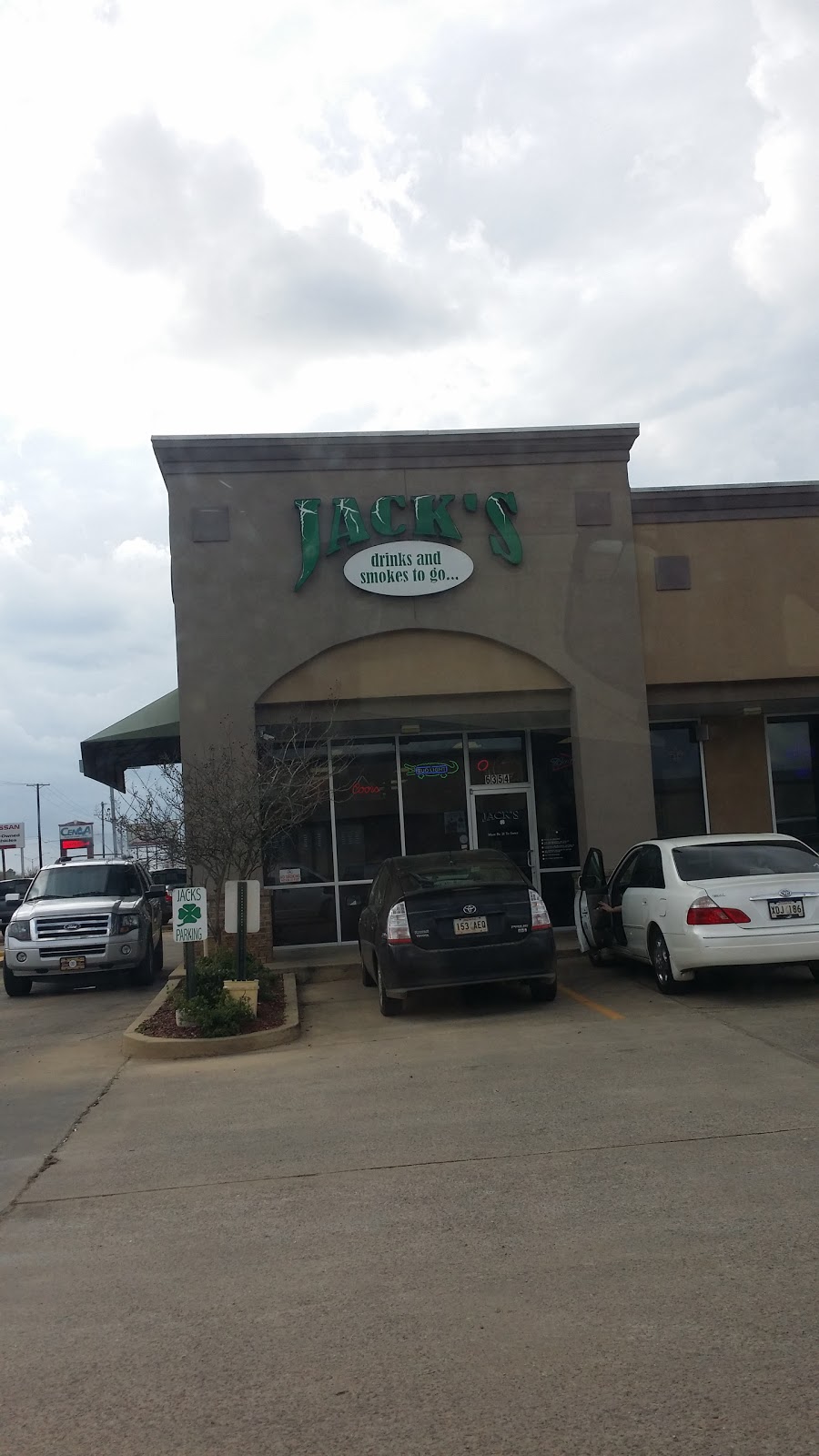 Jacks | restaurant | 6354 Coliseum Blvd, Alexandria, LA 71303, USA | 3184870007 OR +1 318-487-0007