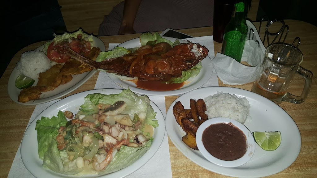 Tipico Centroamericano Cafe | restaurant | 1680 NW 36th St, Miami, FL 33142, USA | 3056376607 OR +1 305-637-6607