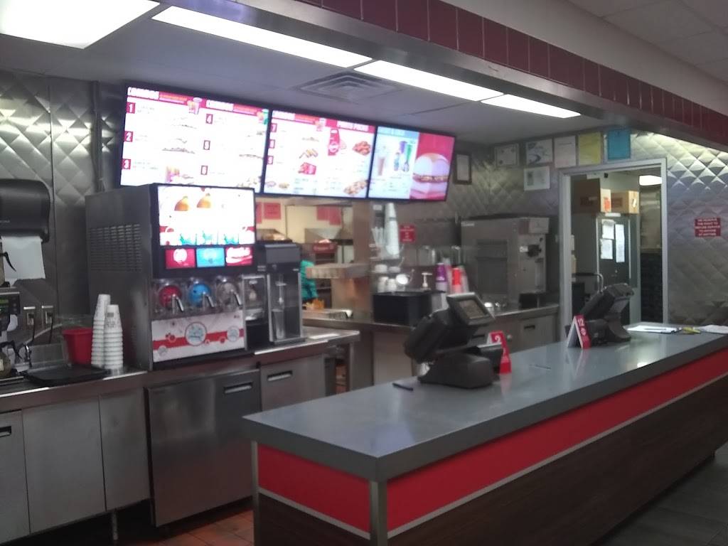 Krystal | meal takeaway | 1914 Cobb, Cobbs Ford Rd, Prattville, AL 36068, USA | 3343612020 OR +1 334-361-2020