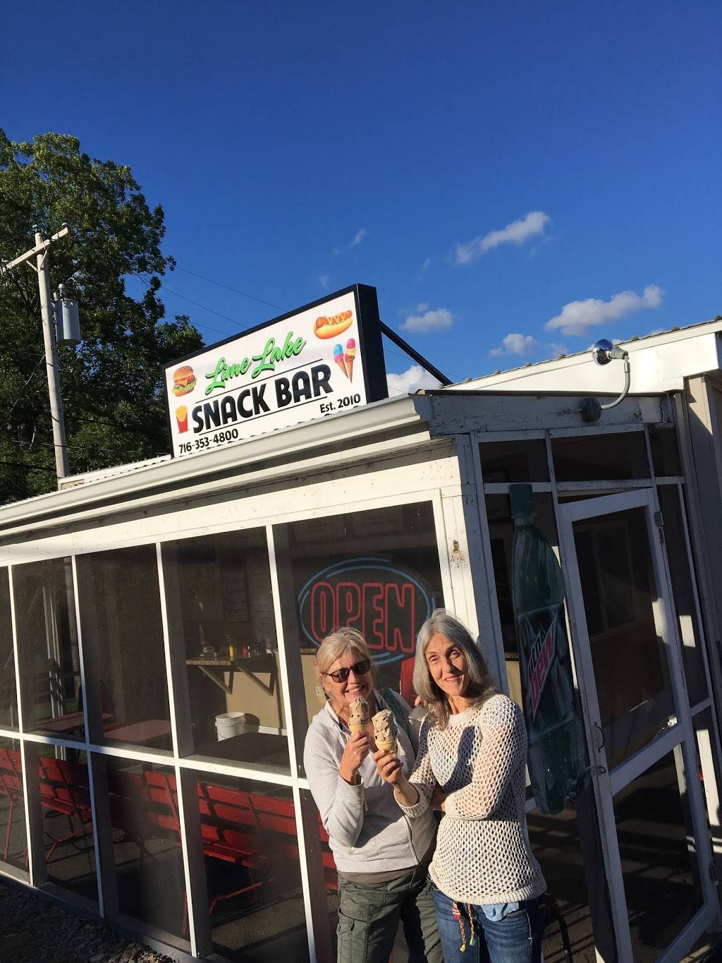 Lime Lake Snack Bar | restaurant | 3197 Elton Rd, Delevan, NY 14042, USA | 7163534800 OR +1 716-353-4800