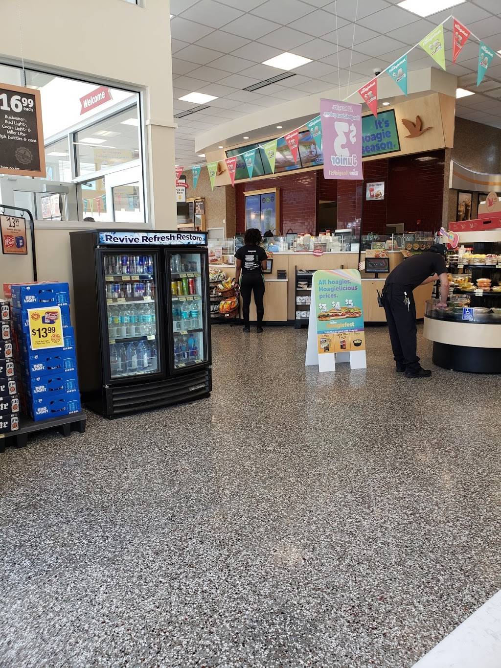 Wawa | cafe | 4256 Aloma Ave, Winter Park, FL 32792, USA | 4075016566 OR +1 407-501-6566