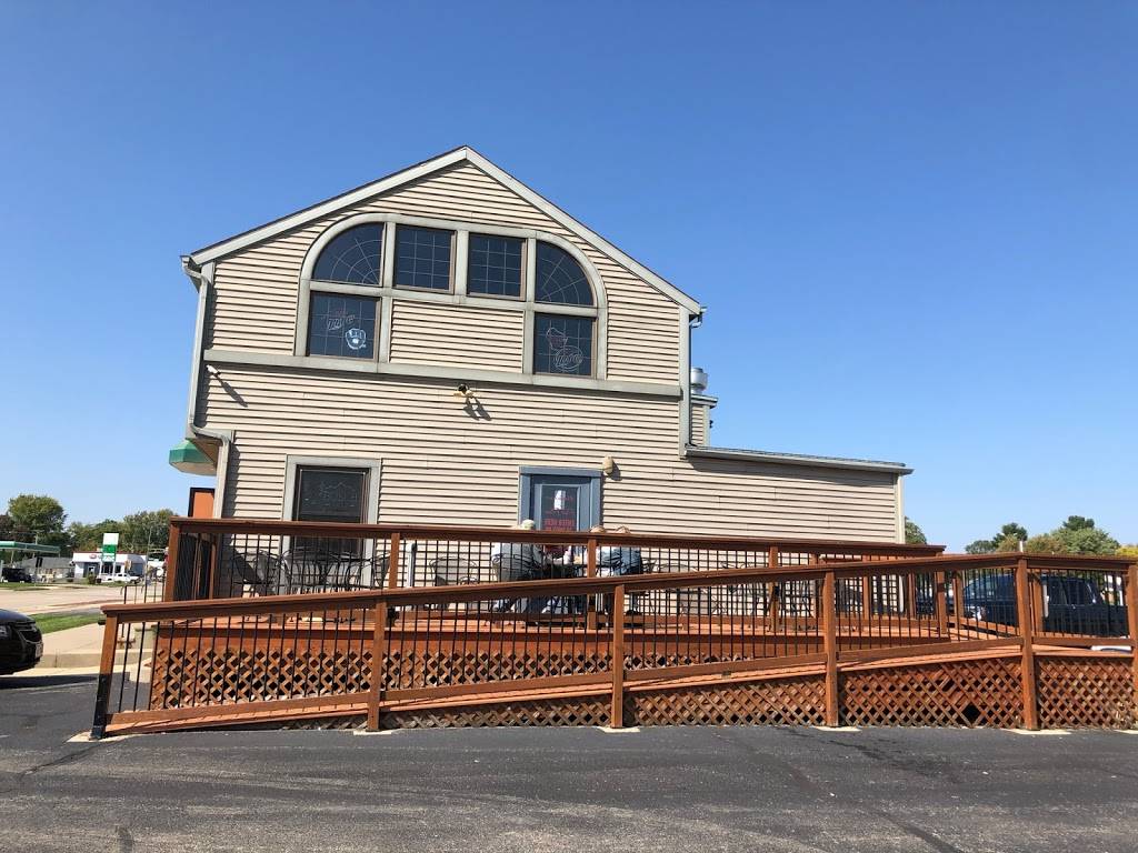 Russs Park Place | restaurant | 1637 E Racine St, Janesville, WI 53545, USA | 6087545600 OR +1 608-754-5600