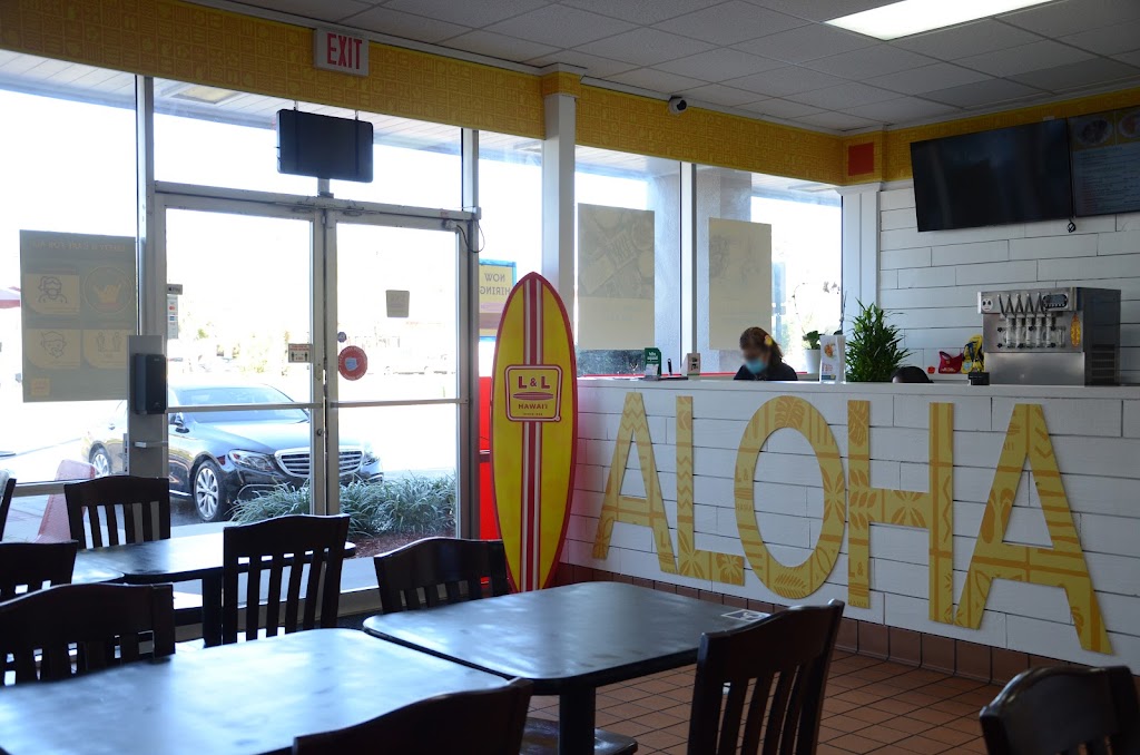 L & L Hawaiian Grill | restaurant | 8380 Baymeadows Rd Suite 4, Jacksonville, FL 32256, USA | 9043268888 OR +1 904-326-8888