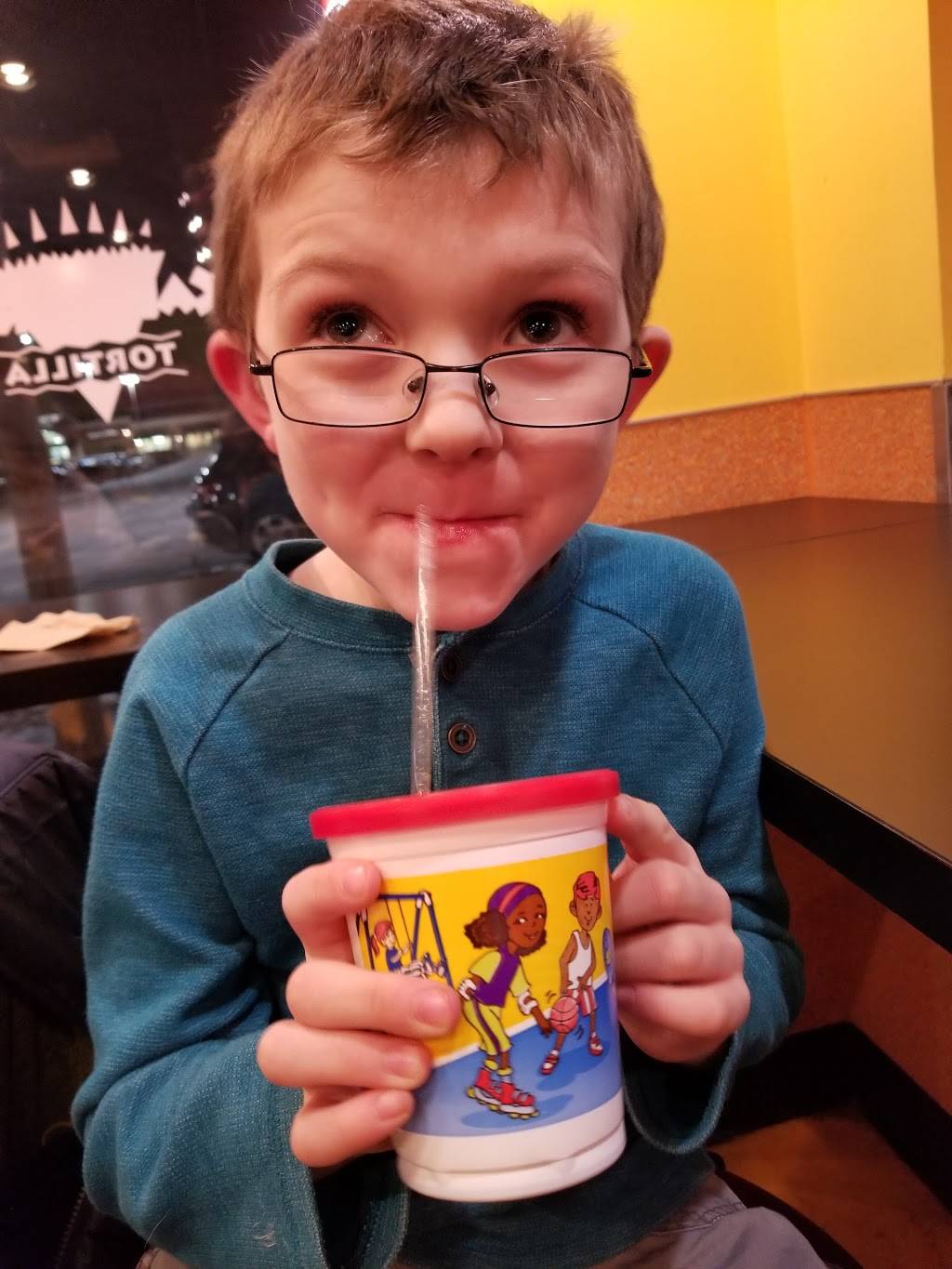 California Tortilla | restaurant | 42395 Ryan Rd, Ashburn, VA 20148, USA | 7035428822 OR +1 703-542-8822