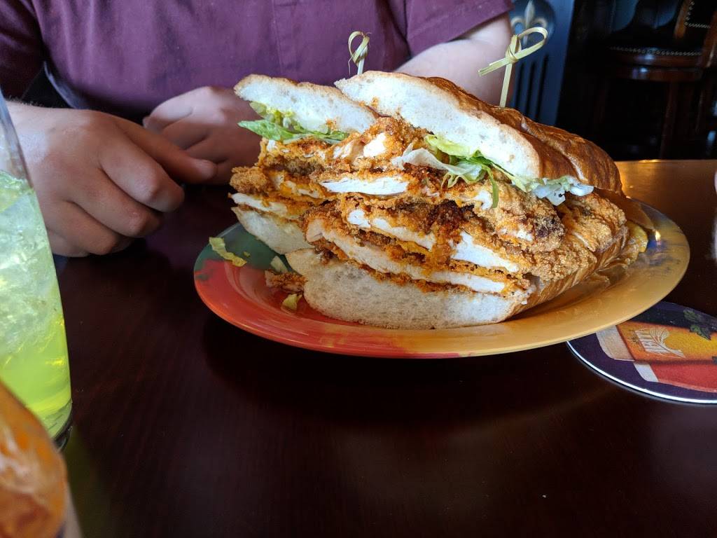 PO-Boys On Frostwood | restaurant | 6736 N Frostwood Pkwy, Peoria, IL 61615, USA | 3098392179 OR +1 309-839-2179