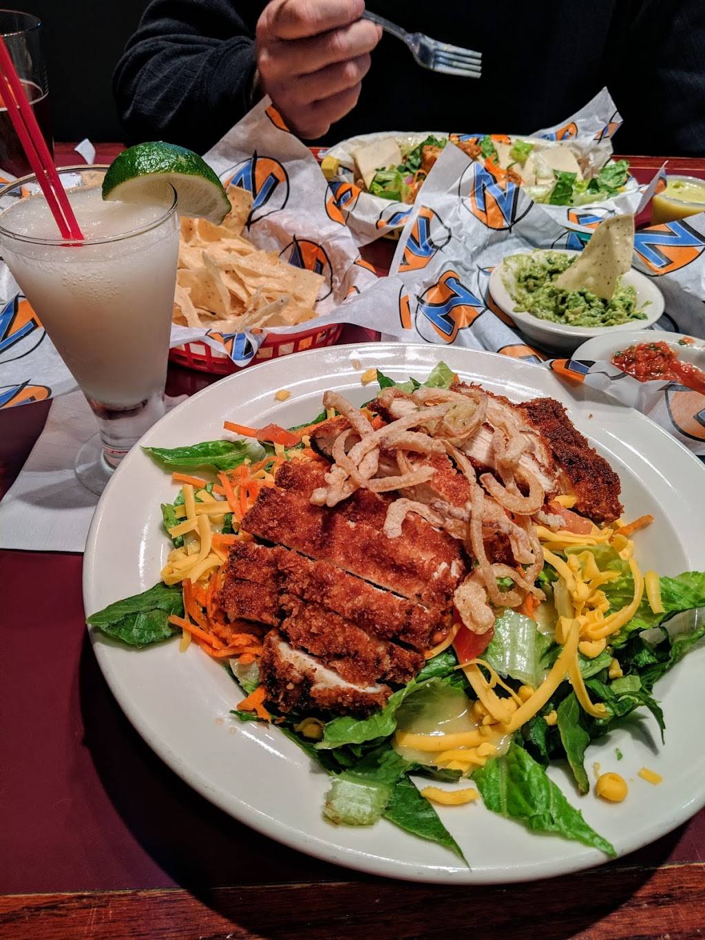 Zipps Sports Grill | restaurant | 6501 E Greenway Pkwy #130, Scottsdale, AZ 85254, USA | 4809485544 OR +1 480-948-5544