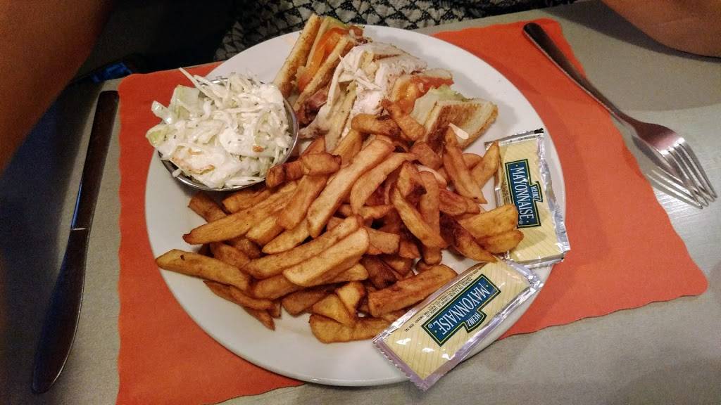 Pizzéria Circuit | restaurant | 656 Rue Jacques-Bédard, Québec, QC G2N 1C6, Canada | 4188499403 OR +1 418-849-9403