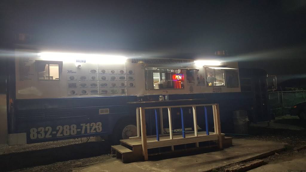 Antojitos Hondurenos Mariela | restaurant | 4736 Telephone Rd, Houston, TX 77087, USA | 8322887123 OR +1 832-288-7123