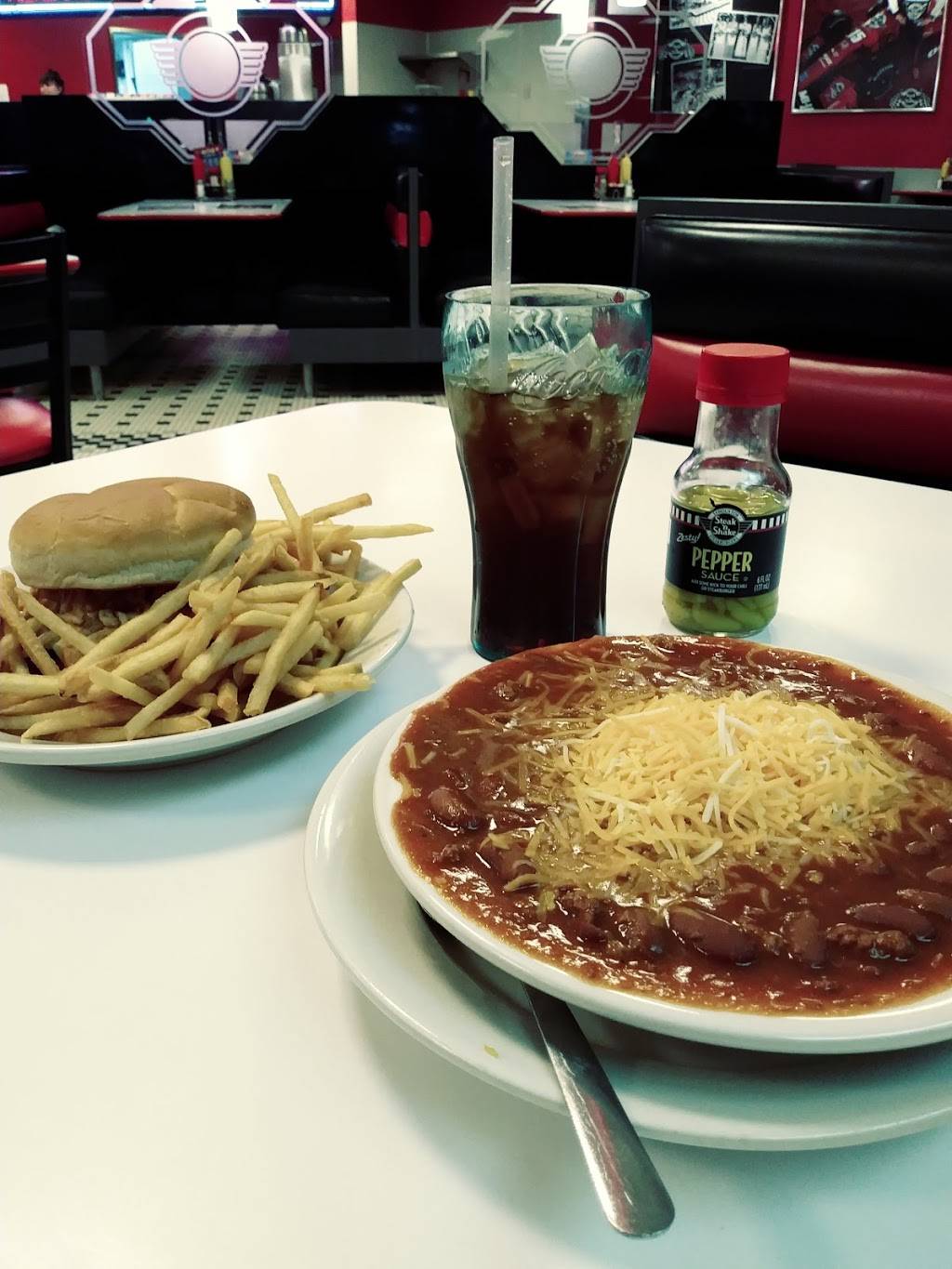 Steak n Shake | restaurant | 7960 US-31, Indianapolis, IN 46227, USA | 3178889584 OR +1 317-888-9584