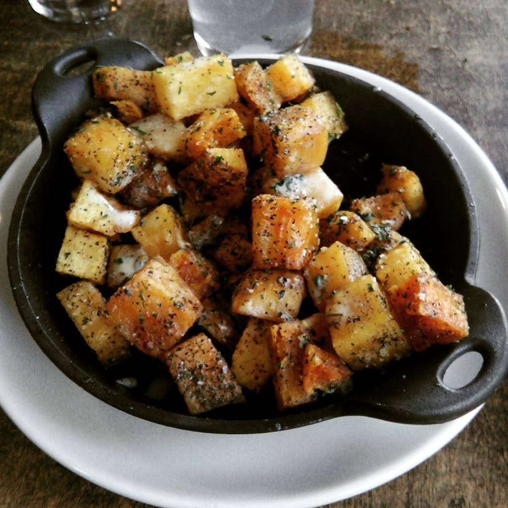 The Hoppy Monk | restaurant | 1010 N Loop 1604 E, San Antonio, TX 78232, USA | 2105453330 OR +1 210-545-3330