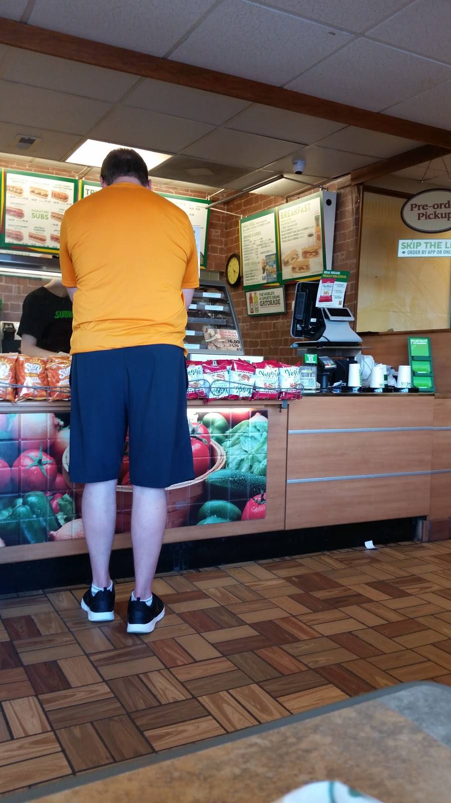 Subway | restaurant | 105 US-123, Seneca, SC 29678, USA | 8648827827 OR +1 864-882-7827