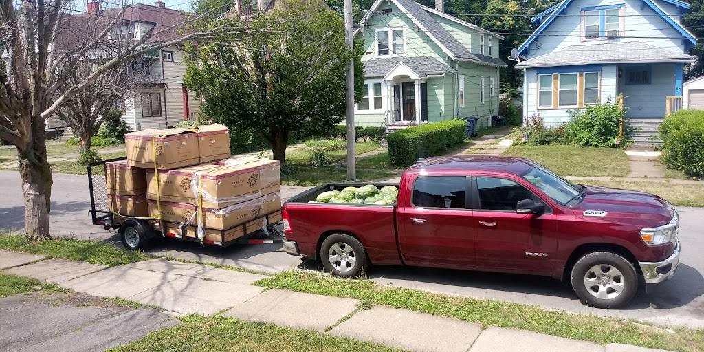 IKE & BGS RESTAURANT | restaurant | 1646 Genesee St, Buffalo, NY 14211, USA | 7168924301 OR +1 716-892-4301