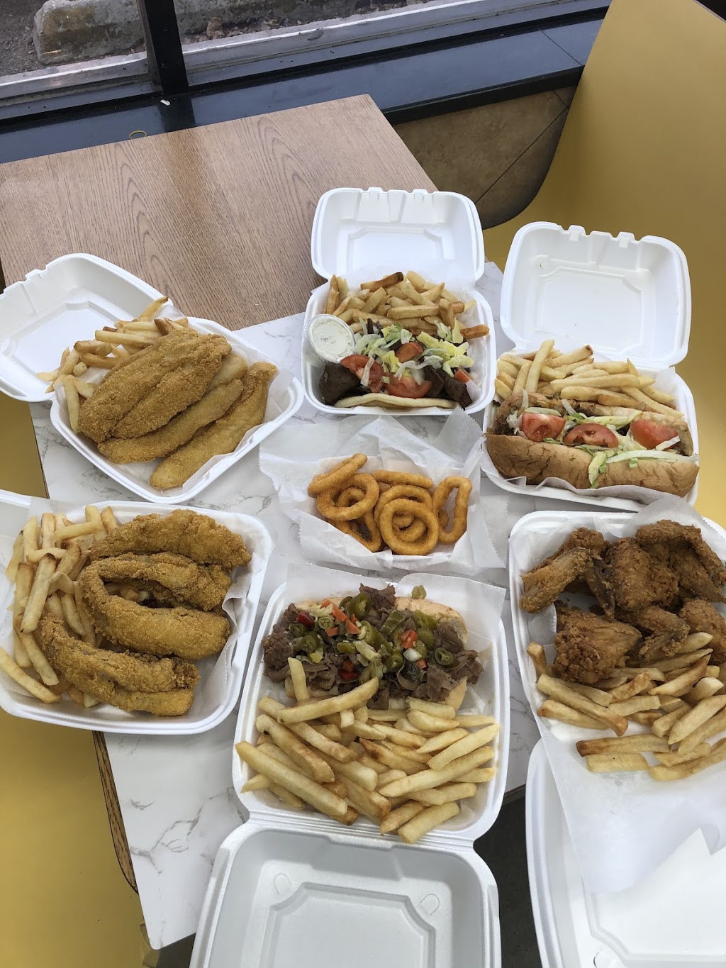 Westside Grill | restaurant | 2804 W Roosevelt Rd, Chicago, IL 60612, USA | 7735654463 OR +1 773-565-4463