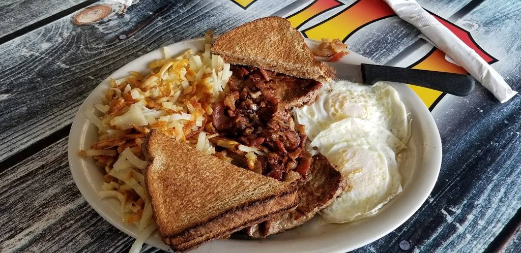 Old Town Burger & Breakfast | restaurant | 813 W Main St, Battle Ground, WA 98604, USA | 3606660522 OR +1 360-666-0522