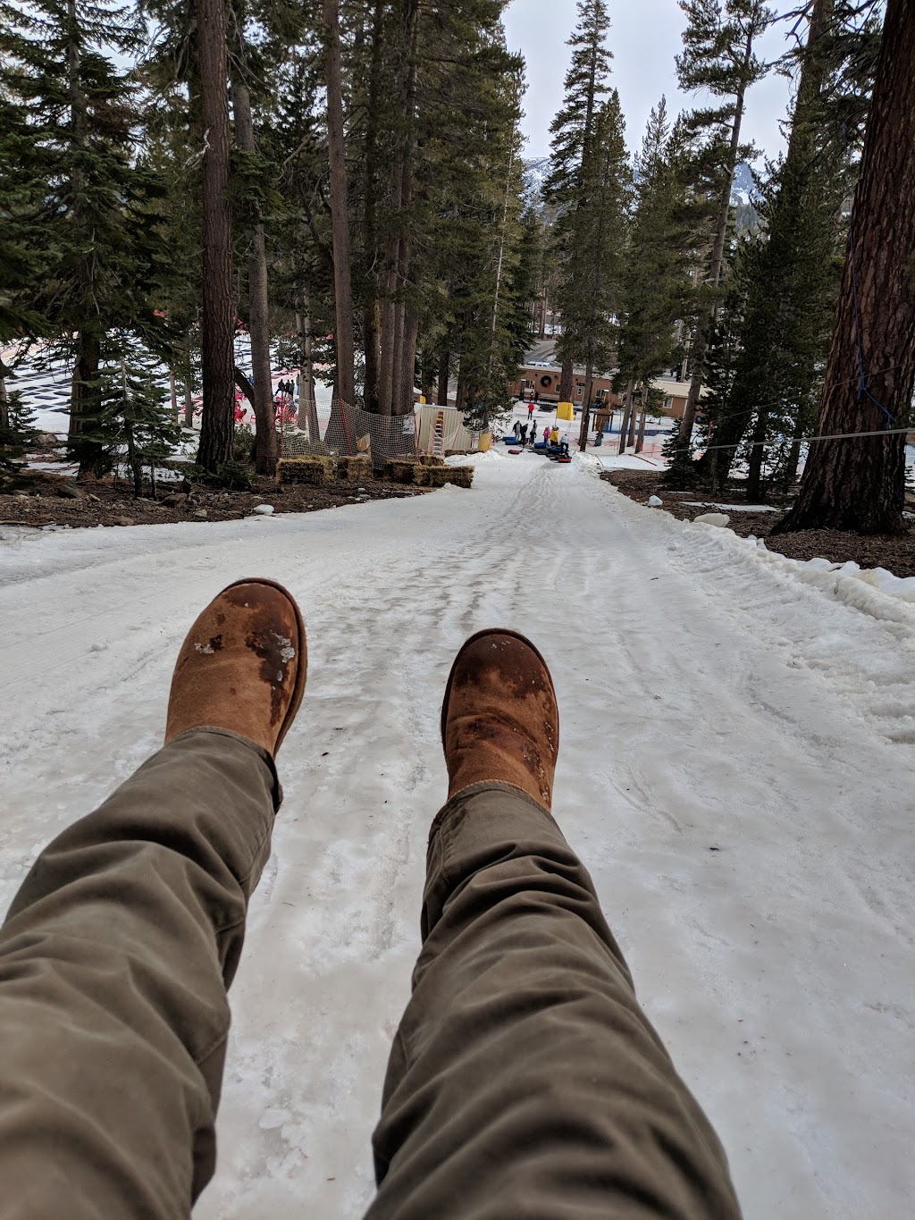 Woollys Tube Park & Snow Play | meal takeaway | 9000 Minaret Rd # 200, Mammoth Lakes, CA 93546, USA | 7609347533 OR +1 760-934-7533