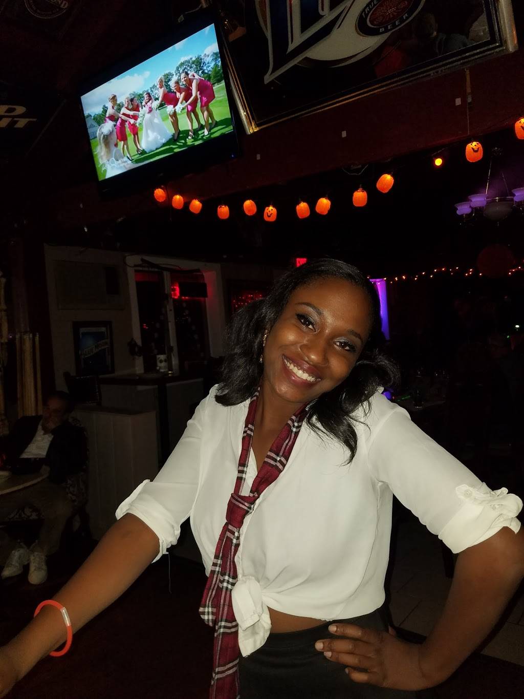 Toms Place | restaurant | 5027 S White Horse Pike, Egg Harbor City, NJ 08215, USA | 6099650075 OR +1 609-965-0075