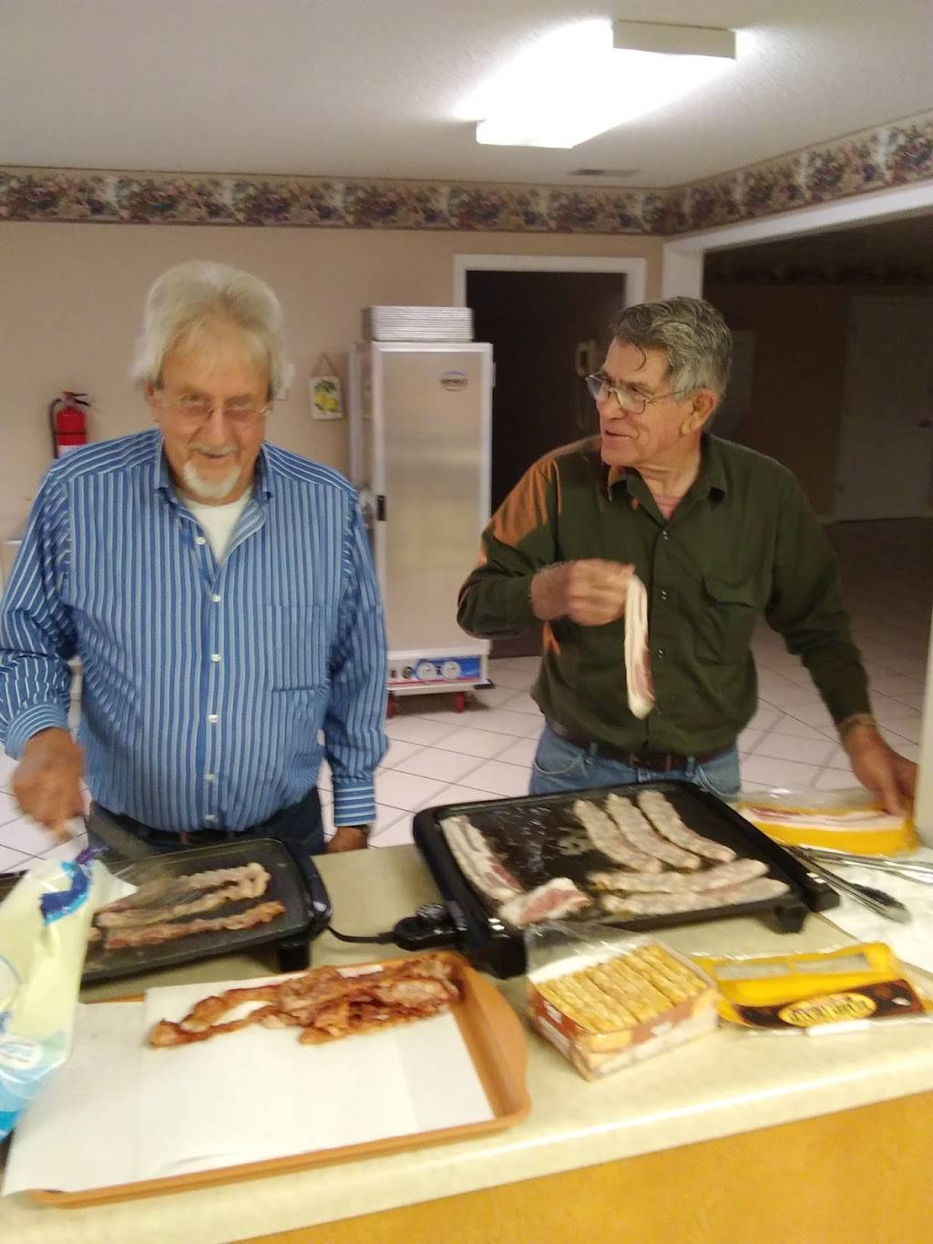 China Garden | restaurant | 2002 US-62, Highland, AR 72542, USA | 8708563336 OR +1 870-856-3336