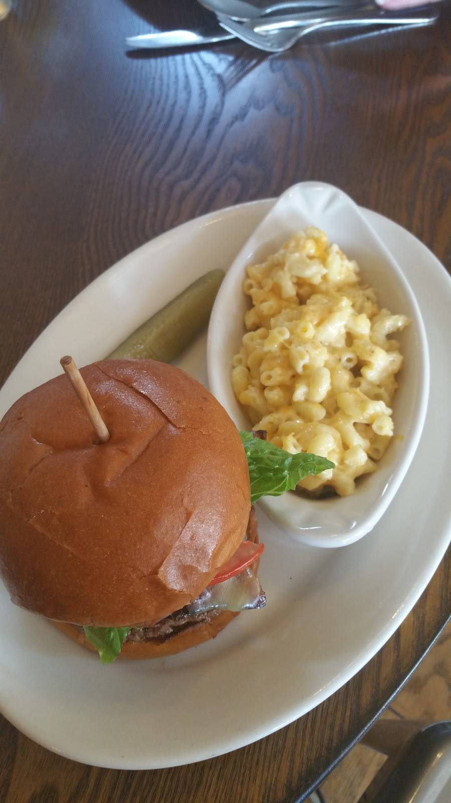 Seven Mountains Wine Cellars and Stonefly Cafe | restaurant | 6 N Main St, Reedsville, PA 17084, USA | 7176677089 OR +1 717-667-7089