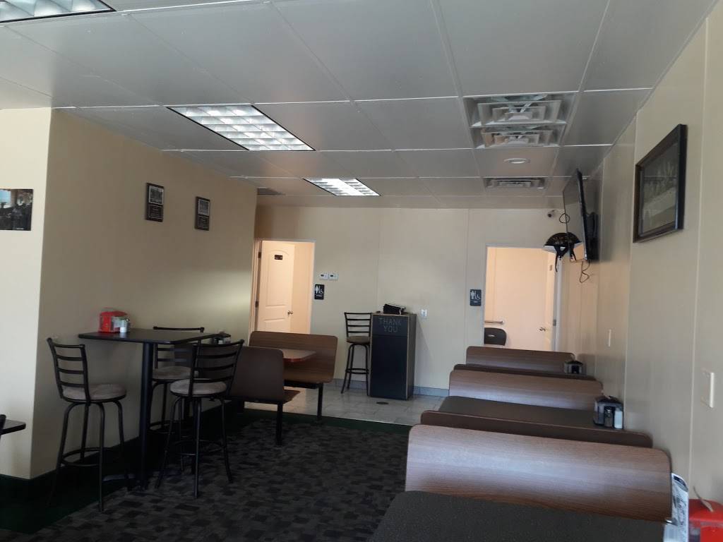 Rinaldi Pizza & Sub Shop | restaurant | 14675 16th Ave, Marne, MI 49435, USA | 6166771281 OR +1 616-677-1281