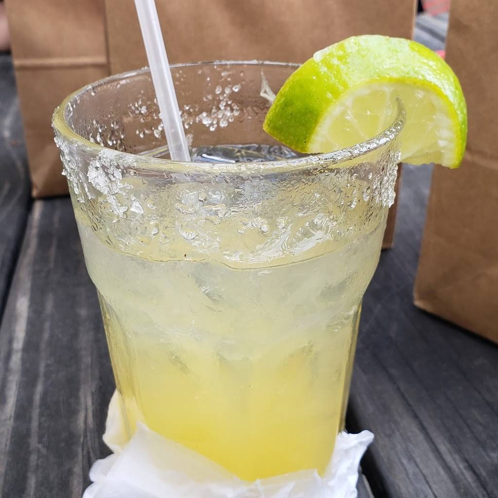 No Name Bar | restaurant | 16 S Castillo Dr, St. Augustine, FL 32084, USA | 9048261837 OR +1 904-826-1837