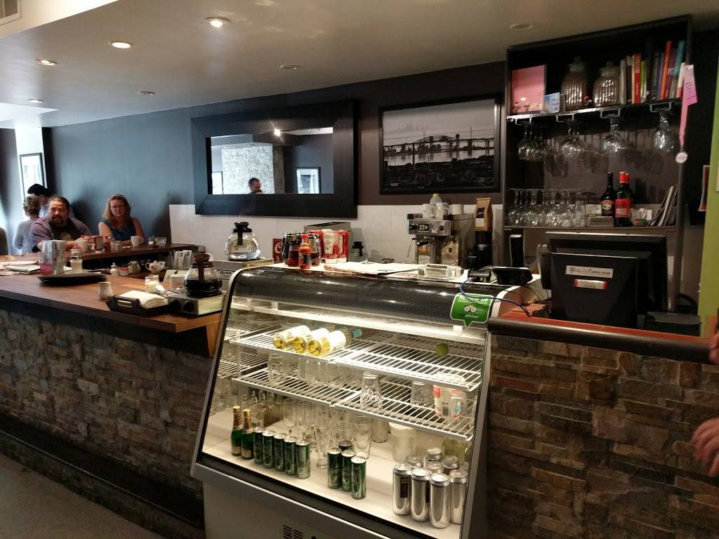 Papa Leos | restaurant | 638 Concession St, Hamilton, ON L8V 2S4, Canada | 2893897227 OR +1 289-389-7227