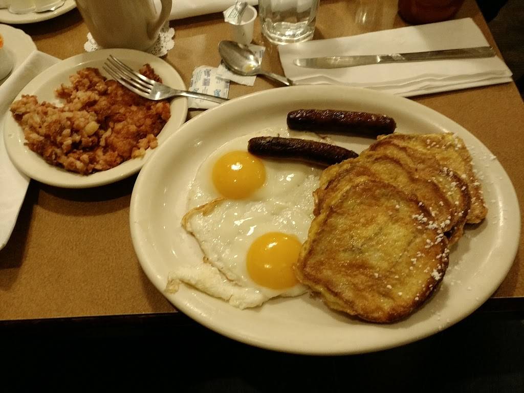 Bread Basket Restaurant | restaurant | 131 Park Ave, Barrington, IL 60010, USA | 8473823099 OR +1 847-382-3099