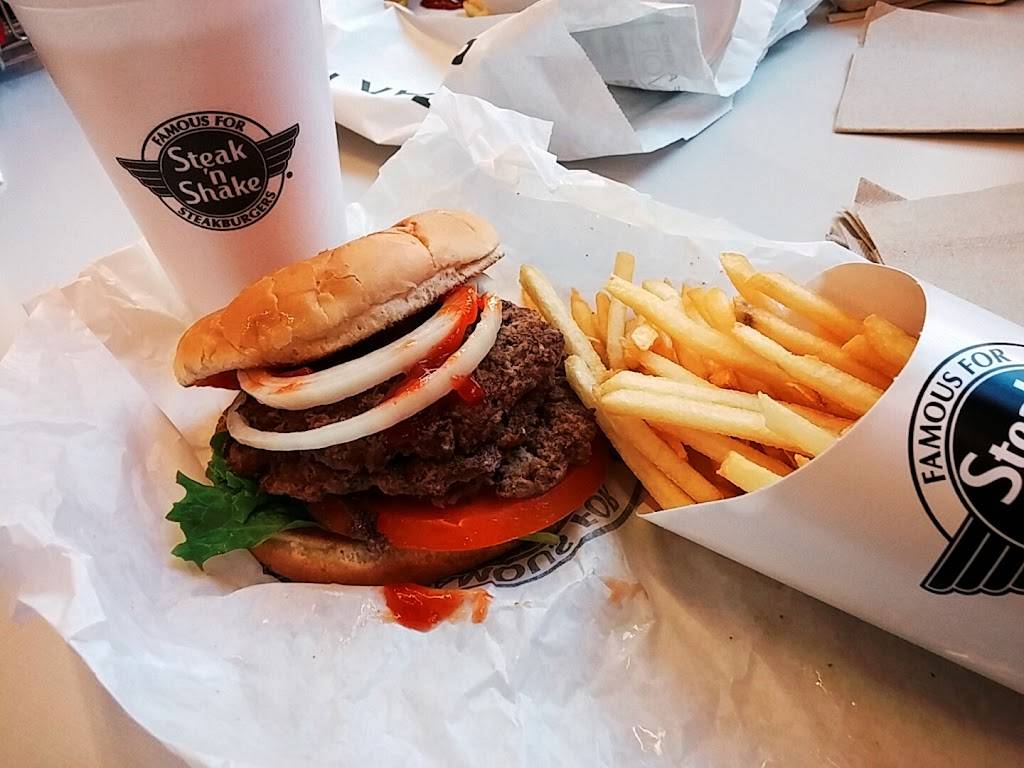 Steak n Shake | restaurant | 108 Palm Ave, Burbank, CA 91502, USA | 8185614380 OR +1 818-561-4380