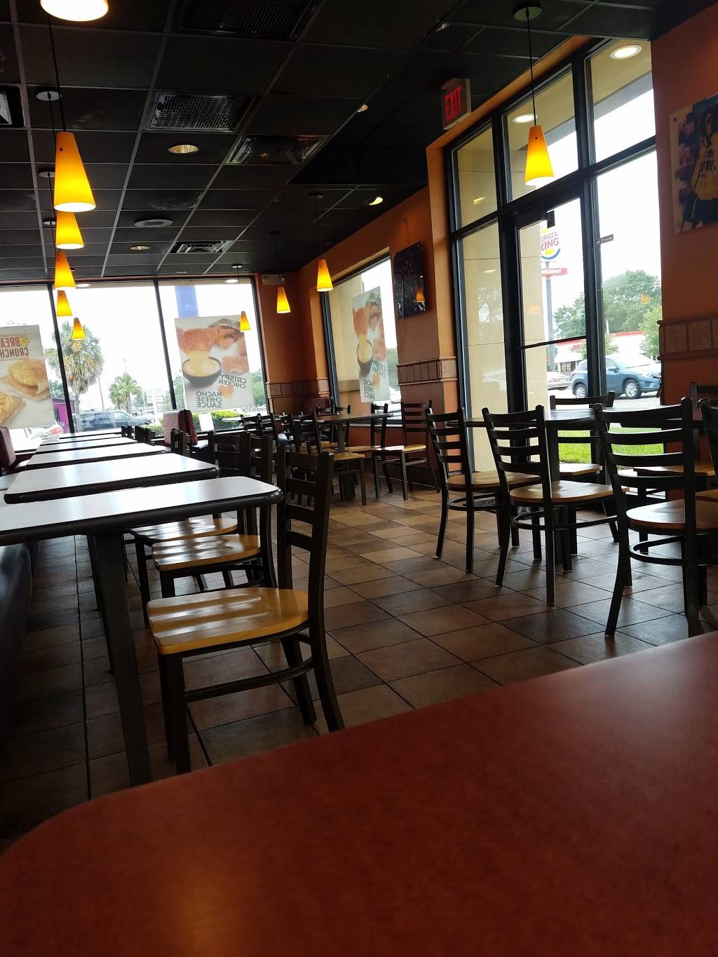 Taco Bell | meal takeaway | 7331 103rd St, Jacksonville, FL 32210, USA | 9047773626 OR +1 904-777-3626