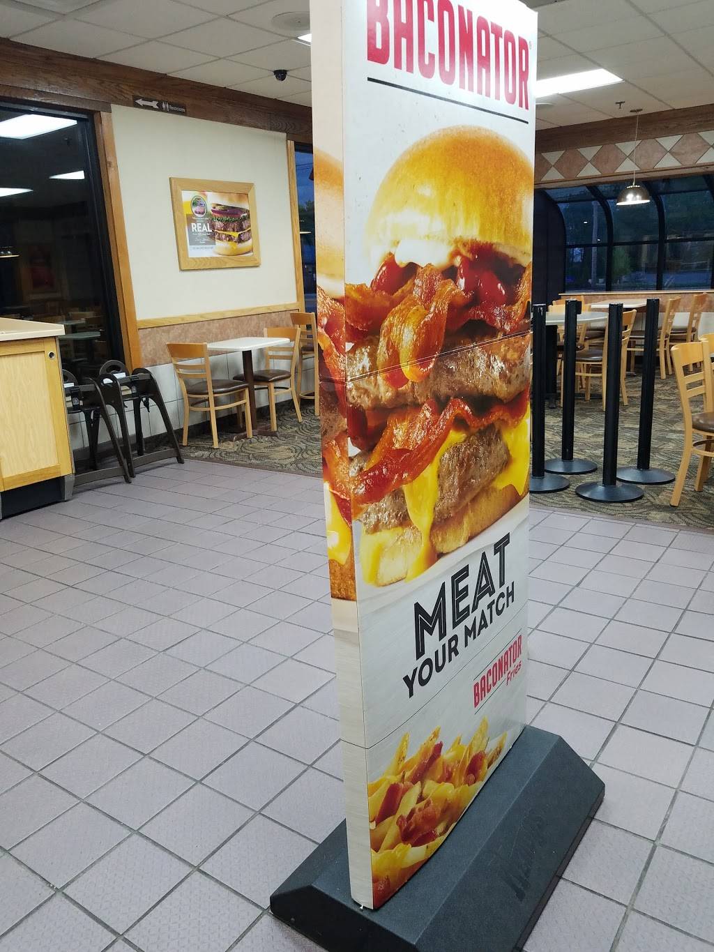 Wendys | restaurant | 172-176 Dolson Ave, Middletown, NY 10940, USA | 8453426688 OR +1 845-342-6688