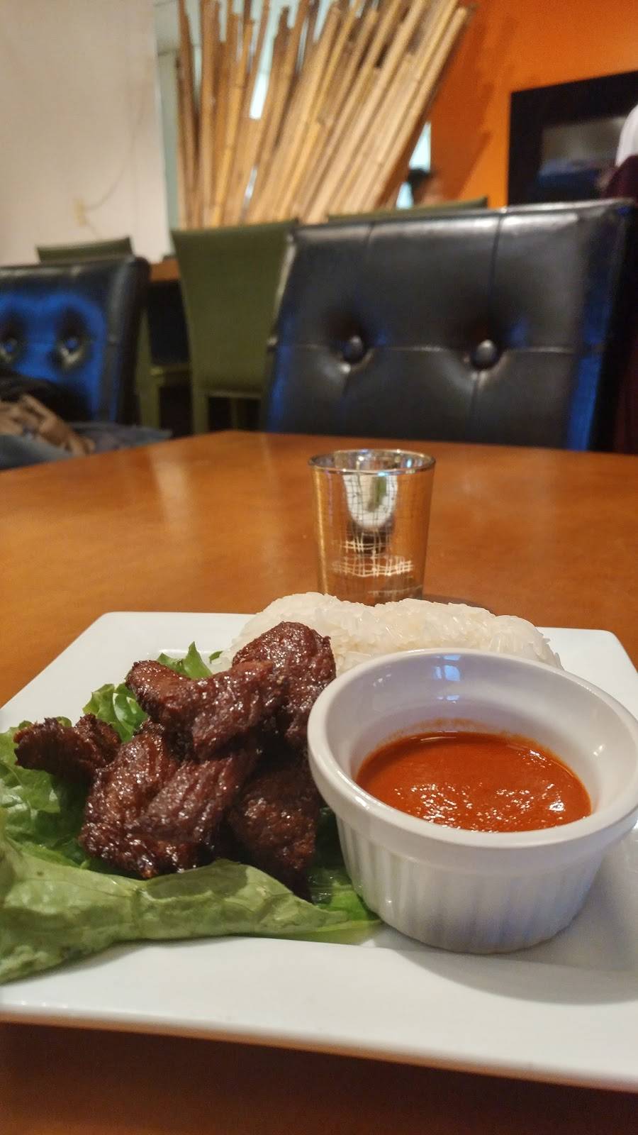 Mango Thai Cuisine | restaurant | 610 Selby Ave, St Paul, MN 55102, USA | 6512911414 OR +1 651-291-1414