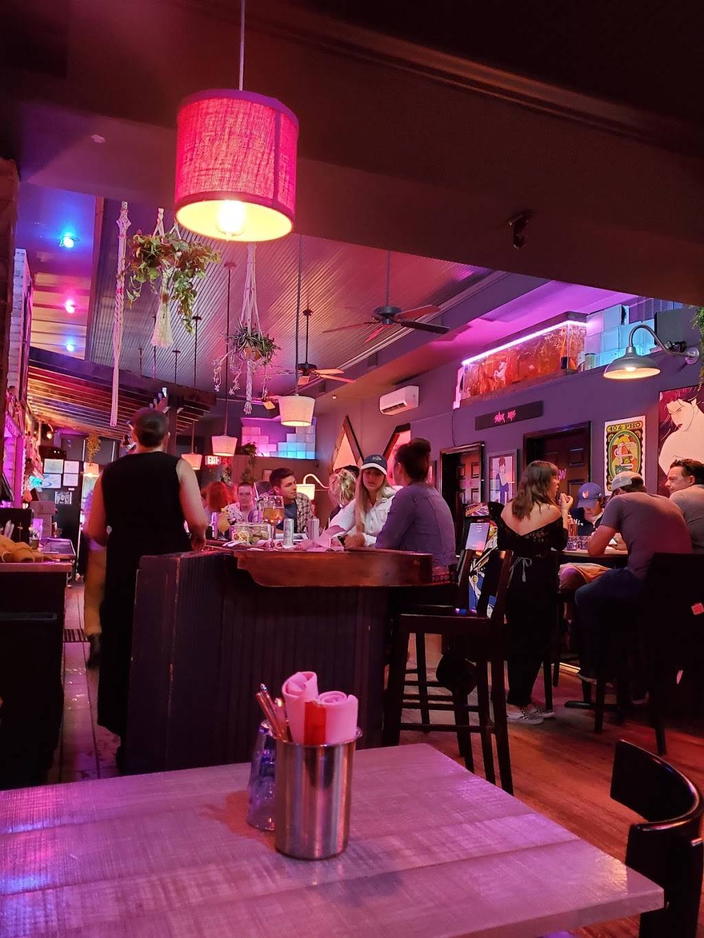 Snack Boys | restaurant | 814 S 2nd St, Milwaukee, WI 53204, USA | 4145095975 OR +1 414-509-5975