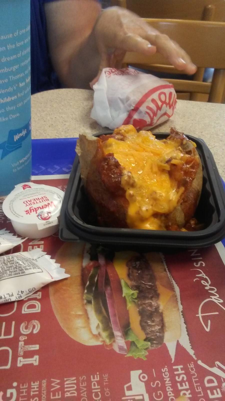 Wendys | restaurant | 3834 N Lincoln Blvd, Oklahoma City, OK 73105, USA | 4055253183 OR +1 405-525-3183