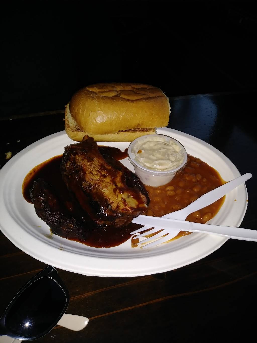 Busters Original Southern BBQ | meal takeaway | 1207 Foothill Blvd, Calistoga, CA 94515, USA | 7079425605 OR +1 707-942-5605