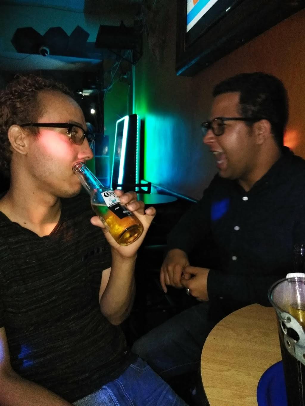 Chihuaha Bar Restaurant | restaurant | 5048 N 5th St, Philadelphia, PA 19120, USA | 2153241191 OR +1 215-324-1191