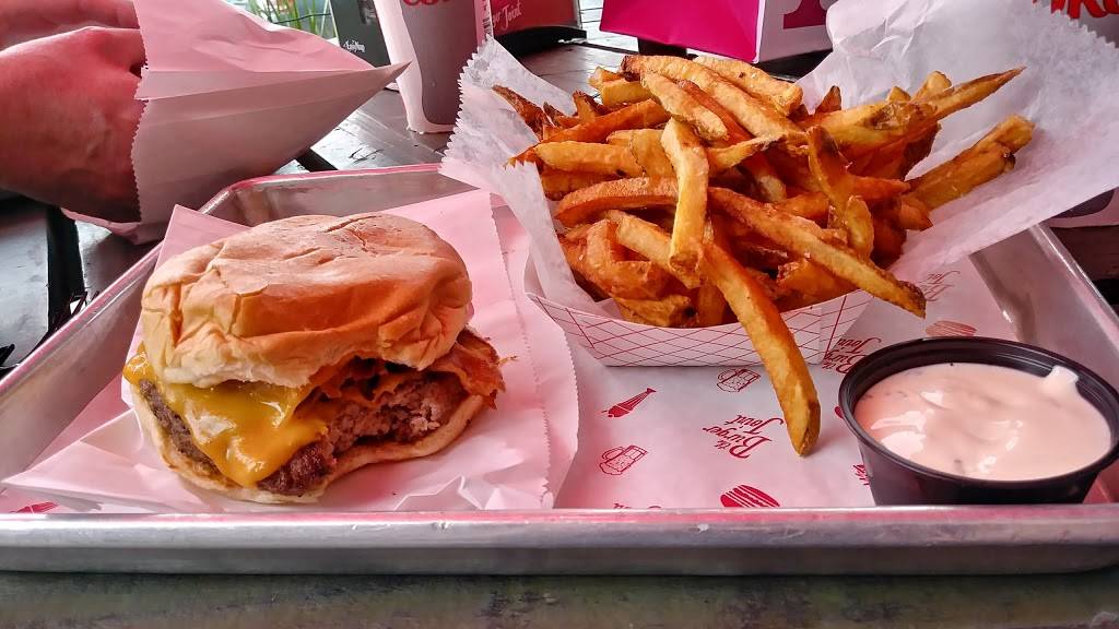 The Burger Joint | restaurant | 2703 Montrose Blvd, Houston, TX 77006, USA | 2819742889 OR +1 281-974-2889