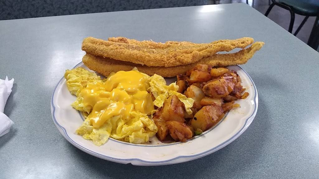 Maple Diner | restaurant | 993 Maple St, Rochester, NY 14611, USA | 5853285508 OR +1 585-328-5508